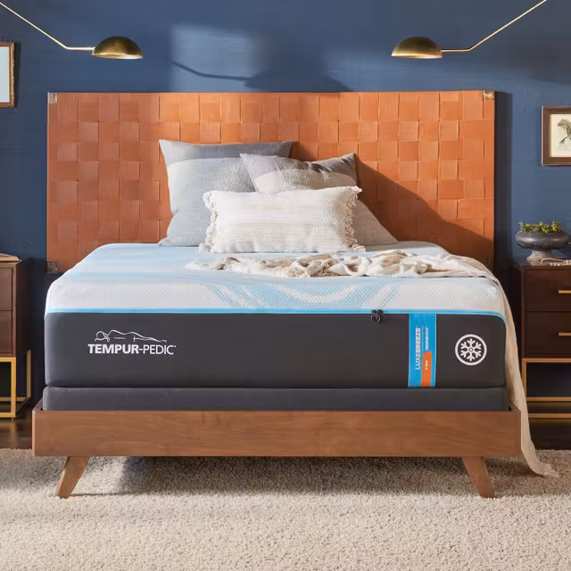 TEMPUR-LuxeBreeze Firm 2.0 Queen